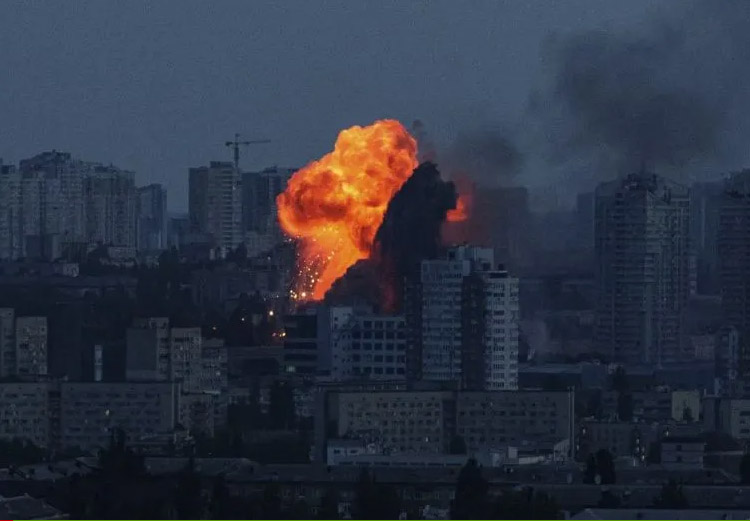 Russian attack destroys major Ukrainian energy facilities